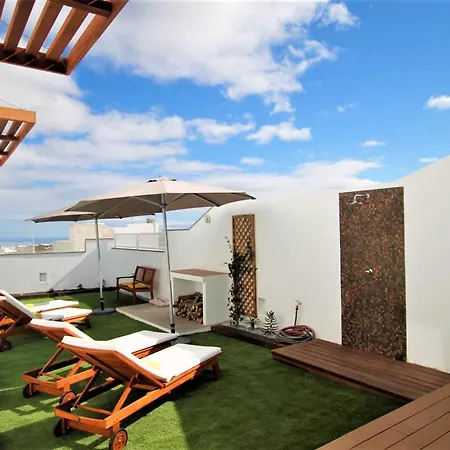 펜션 Holiday House And Spa Lanzarote *