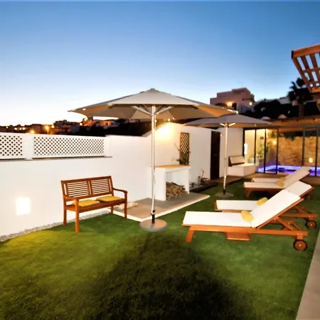 Holiday House And Spa Lanzarote * 티아즈