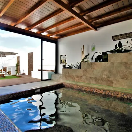 Holiday House And Spa Lanzarote Ferienhaus Tías