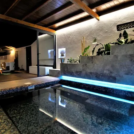 Holiday House And Spa Lanzarote * 티아즈