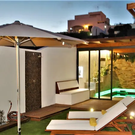 Holiday House And Spa Lanzarote * 티아즈