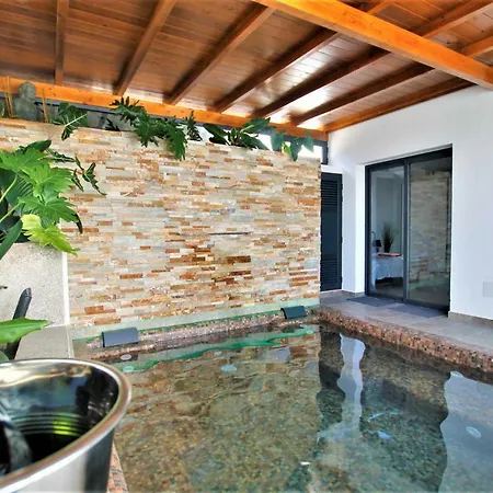 Holiday House And Spa Lanzarote * 티아즈